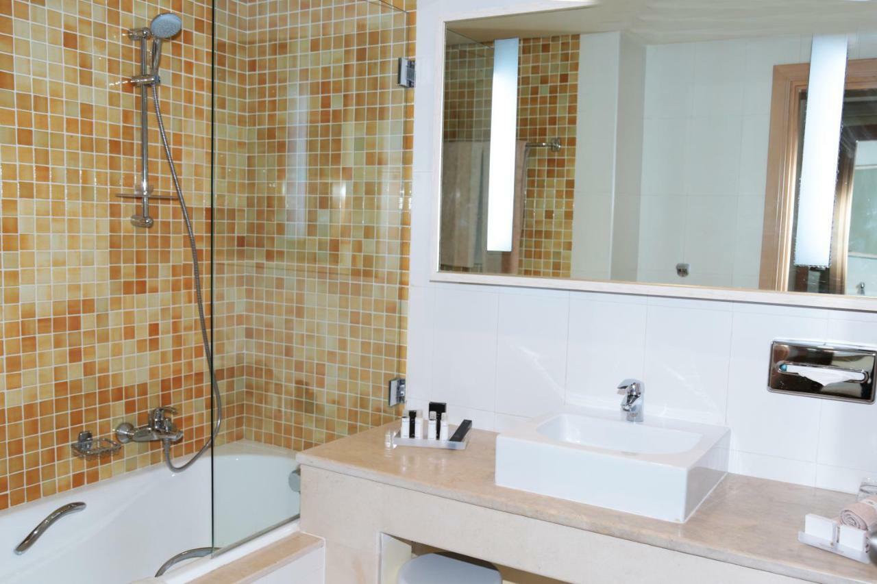 Concorde Sfax Centre Hotel Luaran gambar
